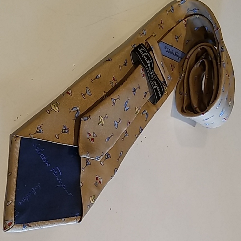 ❤FINALPRICE❤️SalvatoreFerragamotiegoldfglassofwine - Picture 4 of 6